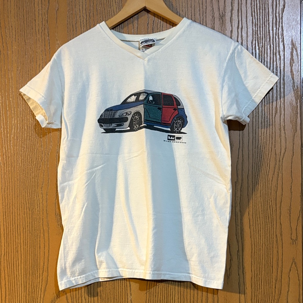Vintage Chrysler White Graphic Tee with Car Design
